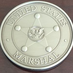 Meet your Posher, Dennis